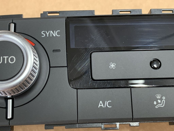 7P6907040CJ Genuine VW Touareg control panel control unit air conditioning NEW - Kopie