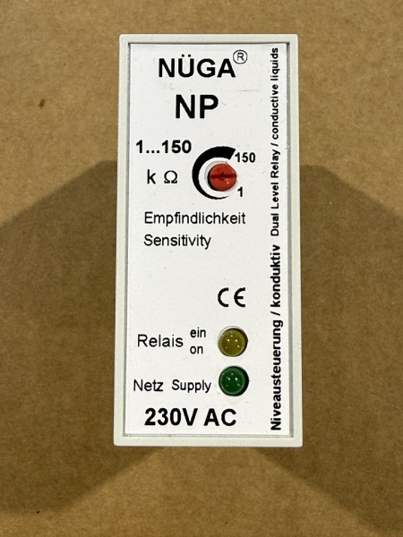 NÜGA NP Niveausteuergerät 230V AC Leitfähigkeits-Niveauregler mit Sockel (gebraucht)