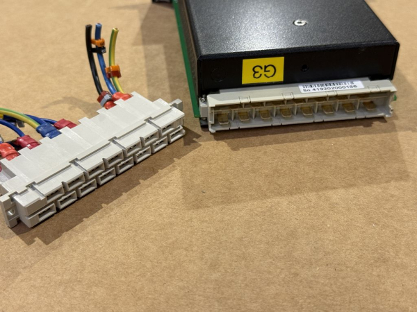 Delta Elektronika 75 SX 15-15 Netzteil Power Supply 75 SX 15-15 (gebraucht)