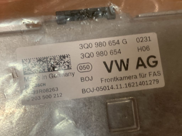 3Q0980654G Original VW Front Camera 2014- NEW