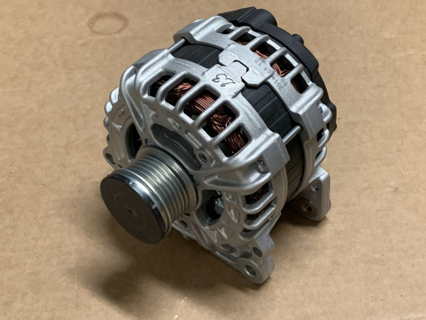 04C903023C original VAG alternator generator 140A NEW