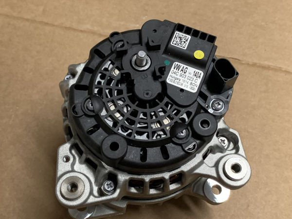 04C903023C original VAG alternator generator 140A NEW