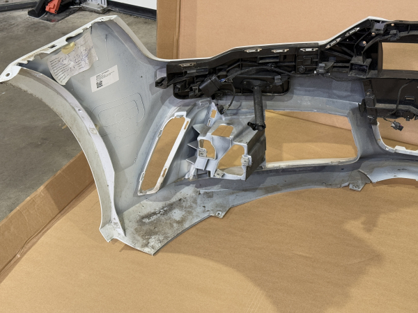 Stoßstange Stoßfängerabdeckung vorne Audi RS7 4G Performance 2Y2Y S9R Gletscherweiß Metallic