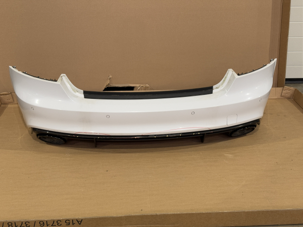 Stoßfängerabdeckung hinten Audi RS7 4G Performance 2Y2Y S9R Gletscherweiß Metallic