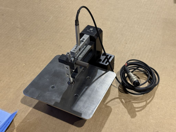 Mahr Height Measuring Device – Complete System with P2004M Probe, BM50 Measuring Block & Millimar C1200 (Used)