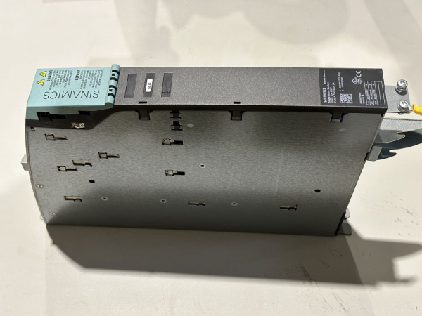 6SL3120-2TE13-0AA3 original Siemens SINAMICS S120 Double Motor Modul