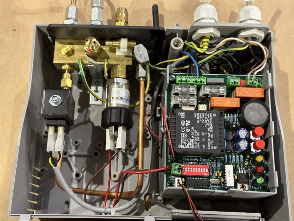 BRUGG DLR-G overpressure leak detector Leak monitoring
