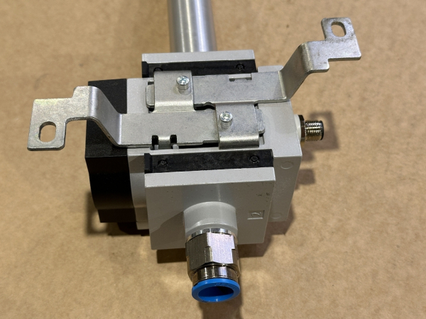 SFAM-62-3000L-WG12-2SA-M12 563796 Festo Durchflusssensor