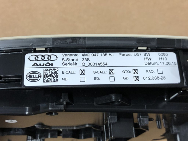 4M0947135AJ U57 Interior Reading Light Audi Q7 NEW