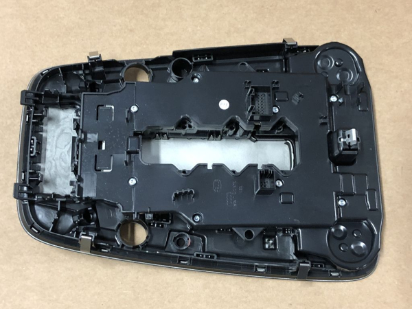 4M0947135BD 6PS Interior Reading Light Audi Q7 NEW
