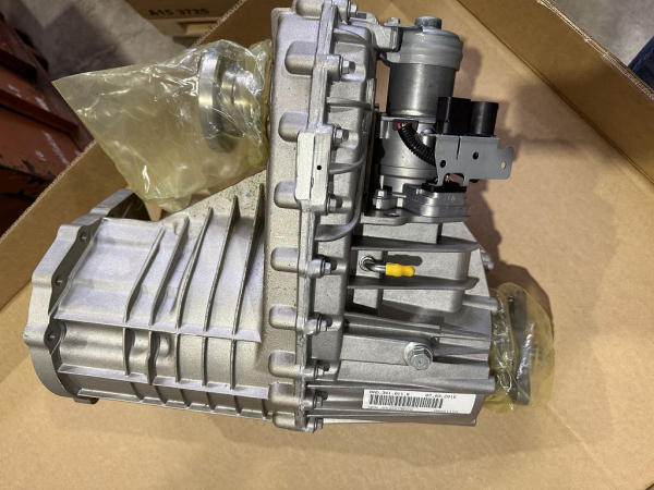 0AD341011K original VAG transfer case Touareg 2007-2010 JXW KMK NEW