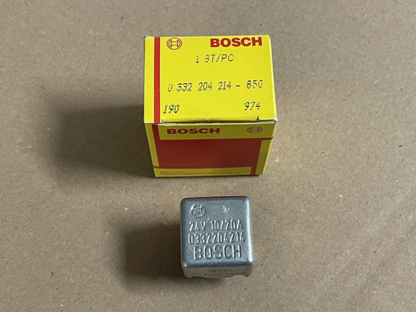 0332204214 original Bosch Relais Arbeitsstrom NEU