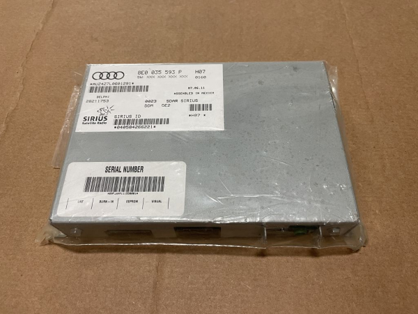 8E0035593P original Audi Steuergerät Digital Radio Sirius NEU