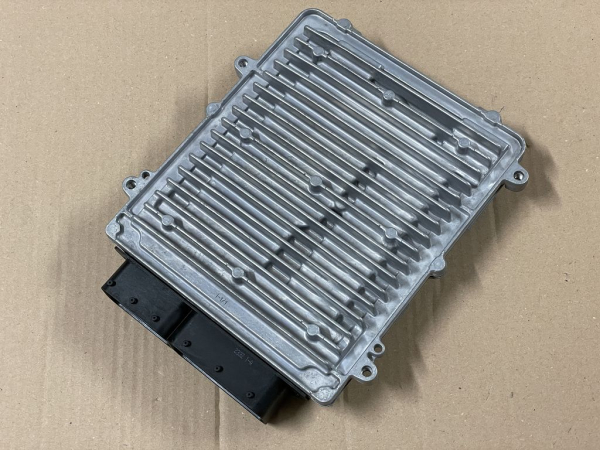 A2769005000 0261S07801 Engine control unit Mercedes NEW #3
