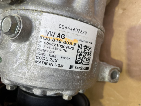 5Q0816803E original VAG air conditioning compressor
