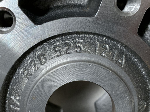 02D525121A Rear differential housing VW Transporter syncro 1993-2004 NEW