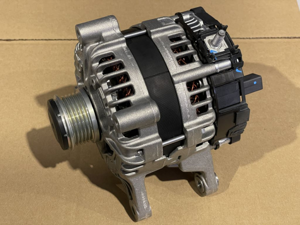 A0009062309 original Mercedes alternator generator NEW