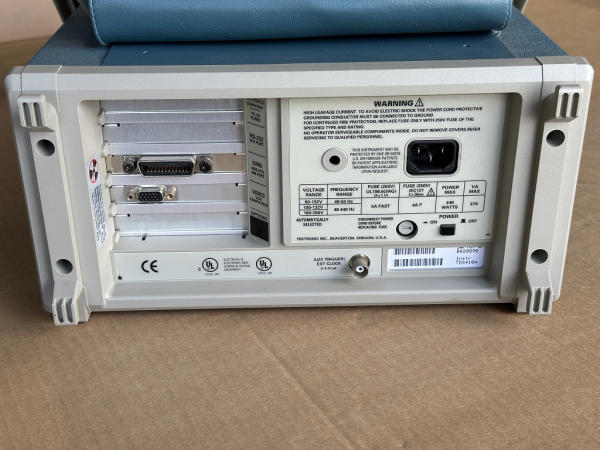 Tektronix TDS410A TDS 410A Oszilloskop