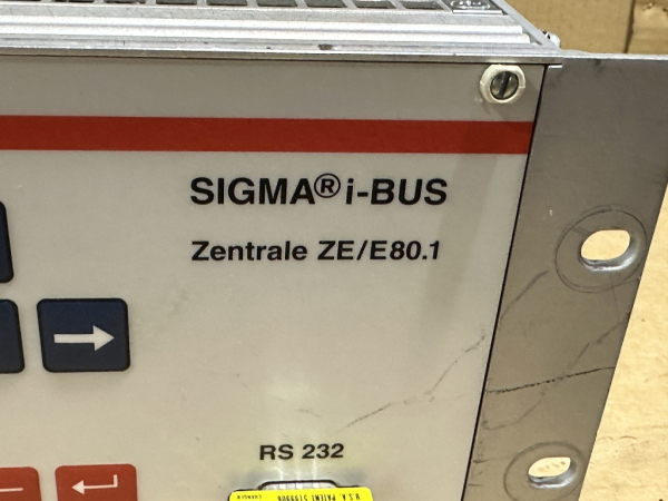 ABB SIGMA i-BUS Zentrale ZE/E80.1 Steuergerät GHQ 6040040 R9001 (gebraucht)