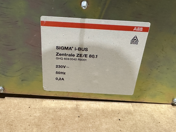 ABB SIGMA i-BUS Zentrale ZE/E80.1 Steuergerät GHQ 6040040 R9001 (gebraucht)