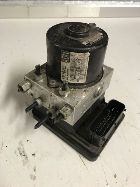 13370782 ABS / ESP unit module Opel Astra-J