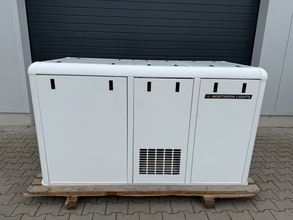 Northern Lights M1064D/40 Dieselgenerator 40/33kW John Deere 4045DF270 unbenutzt