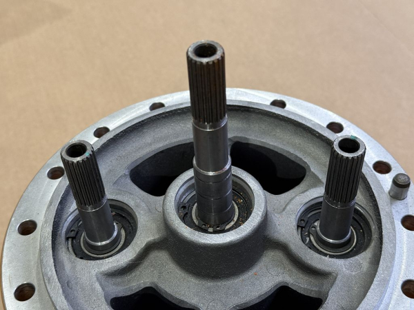 KUKA Armverlängerung 200mm Roboterarm 00-107-593 - Kopie