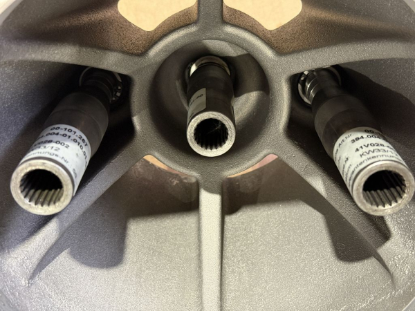 KUKA Armverlängerung 200mm Roboterarm 00-107-593 - Kopie